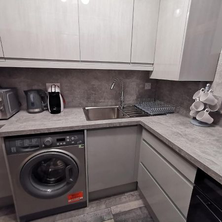 Palaz 2 - 2 Bedroom Flat Edmonton Dış mekan fotoğraf